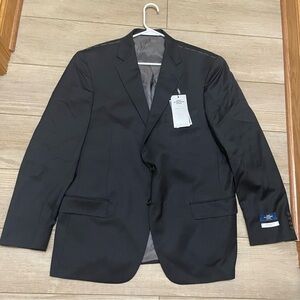 Hart Schaffner Marx Black Sport Coat with Classic Single-Breasted Design